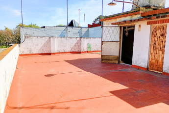 Irigoyen 475, Villa Luro, ,Casa,Venta,1325