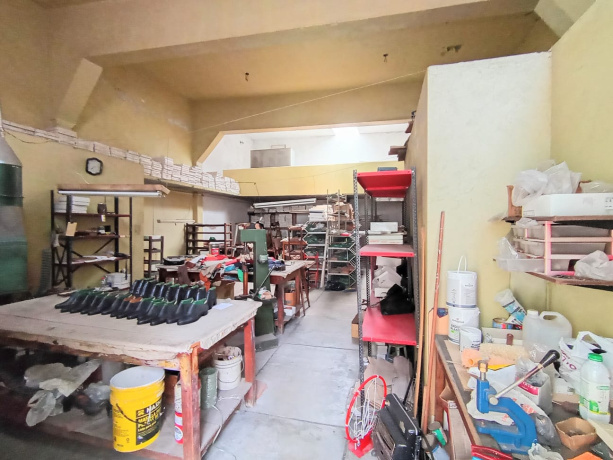 Murature 4949, Villa Luro, ,Galpon,Venta,1335