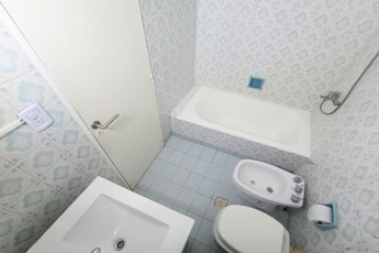 Av. Rivadavia 9422, Villa Luro, ,Departamento,Venta,1357