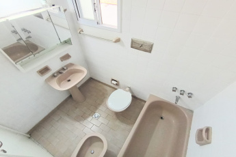 Av. F. Beiro 3851, Villa Devoto, ,Departamento,Alquiler,1365