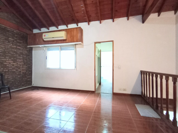 Pje. Hungria 1054, Villa Luro, ,P.H,Venta,1385
