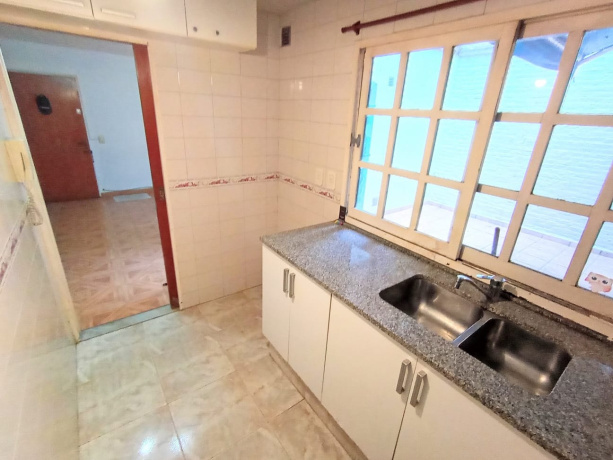 Pje. Hungria 1054, Villa Luro, ,P.H,Venta,1385